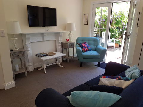 Birch Lane - Accommodation Mooloolaba 31