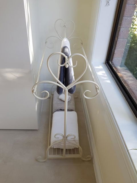 Birch Lane - Accommodation Mooloolaba 32