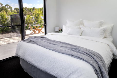 Pearl Hawley Beach - Accommodation Mooloolaba 26