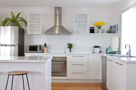 Pearl Hawley Beach - Accommodation Mooloolaba 2