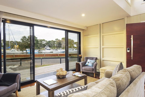 Coastal Pods Wynyard - Accommodation Mooloolaba 11