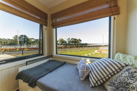 Coastal Pods Wynyard - Accommodation Mooloolaba 0