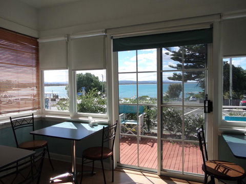 Freycinet Waters - Accommodation Mooloolaba 11