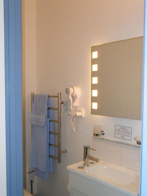 Freycinet Waters - Accommodation Mooloolaba 36