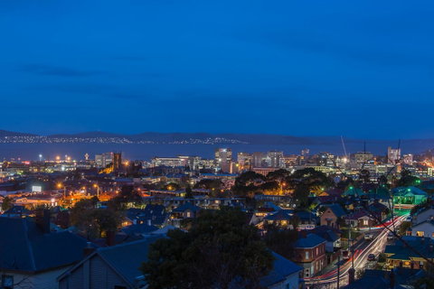 City Lights - Accommodation Mooloolaba 12