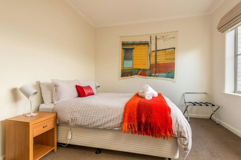 City Lights - Accommodation Mooloolaba 13