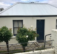 Omaroo House - panoramic water views - Accommodation Mooloolaba