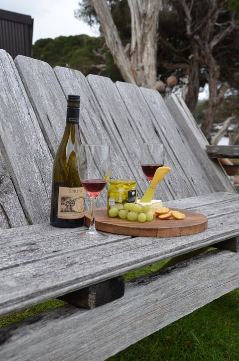 Lettes Hideaway - Accommodation Mooloolaba 0