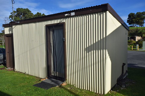 Lettes Hideaway - Accommodation Mooloolaba 3