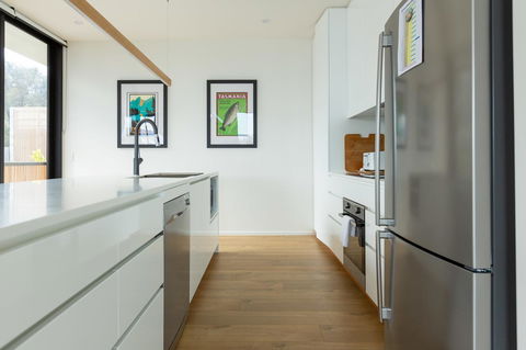 Blessington Beach Retreat - Accommodation Mooloolaba 10