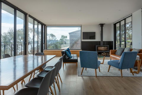 Blessington Beach Retreat - Accommodation Mooloolaba 6