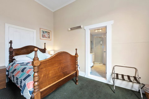 Empire Hotel Queenstown - Accommodation Mooloolaba 1
