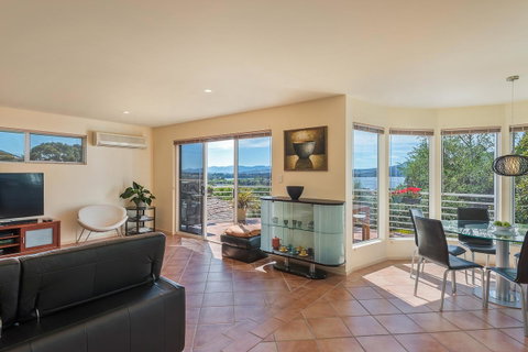 Isle Of Views - Accommodation Mooloolaba 0