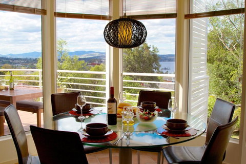 Isle Of Views - Accommodation Mooloolaba 21