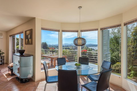 Isle Of Views - Accommodation Mooloolaba 15