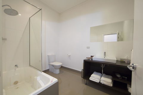 Ikon Hotel - Accommodation Mooloolaba 14
