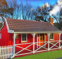 Platypus Playground Riverside Cottage - Accommodation Mooloolaba