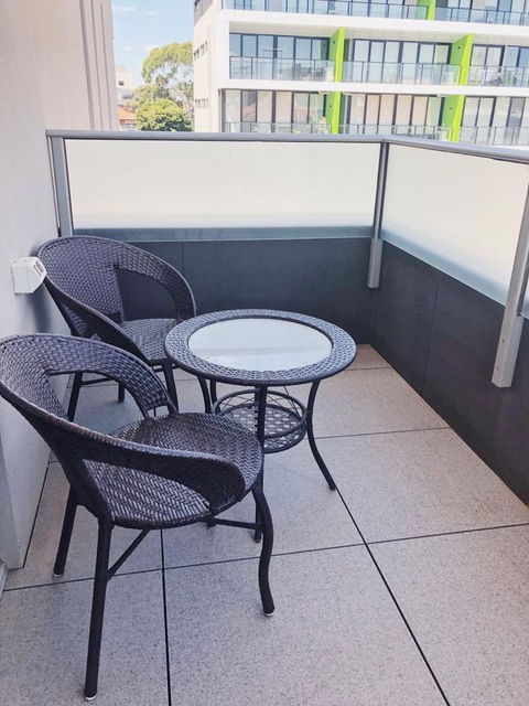Poplar Box Hill Apartment - Accommodation Mooloolaba 11