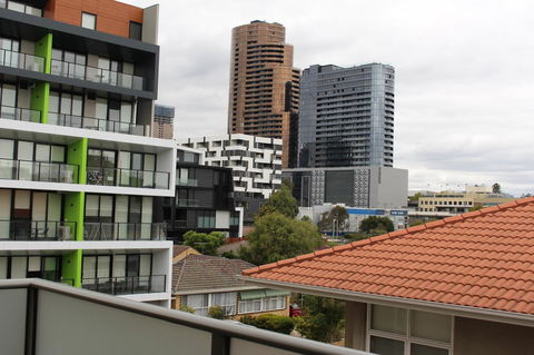 Poplar Box Hill Apartment - Accommodation Mooloolaba 1