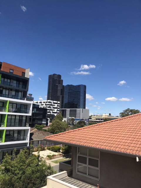 Poplar Box Hill Apartment - Accommodation Mooloolaba 10