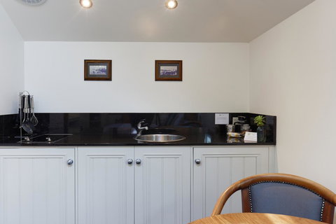 54 On Bank - Accommodation Mooloolaba 20