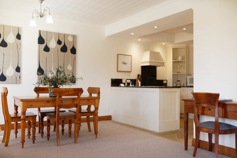 54 On Bank - Accommodation Mooloolaba 15