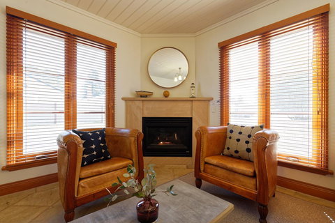 54 On Bank - Accommodation Mooloolaba 30