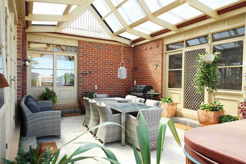 Oxford Rise Apartment - Accommodation Mooloolaba 15