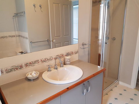 Oxford Rise Apartment - Accommodation Mooloolaba 11