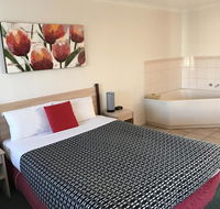 Beachcomber Motel  Apartments - Accommodation Mooloolaba