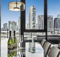 Serviced Apartments Melbourne - Teri - Accommodation Mooloolaba