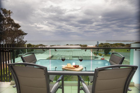 The Dolphin Apartments - Accommodation Mooloolaba 4