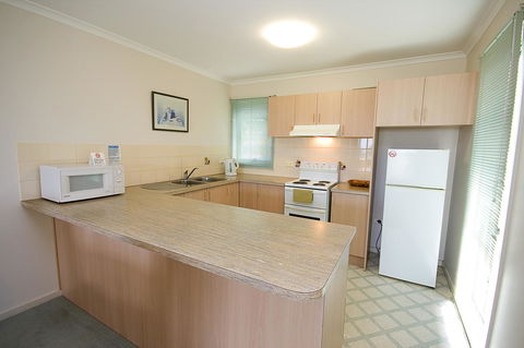 Anchorage Motel & Villas Lorne - Accommodation Mooloolaba 25