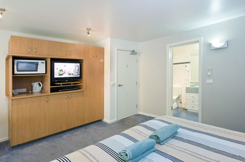 Anchorage Motel & Villas Lorne - Accommodation Mooloolaba 10