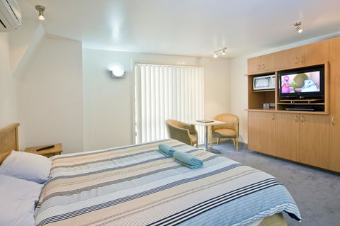 Anchorage Motel & Villas Lorne - Accommodation Mooloolaba 11