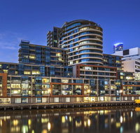 Waterfront Melbourne Apartments - Accommodation Mooloolaba