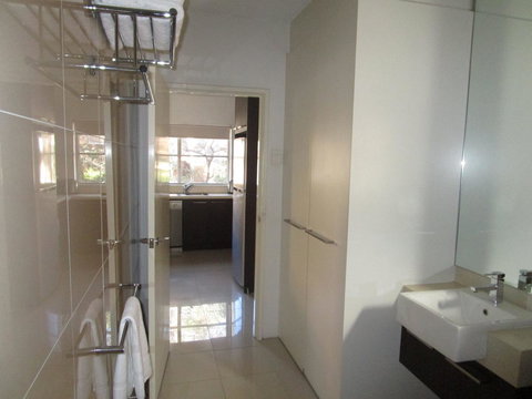 North Melbourne Retreat - Accommodation Mooloolaba 15