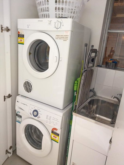 North Melbourne Retreat - Accommodation Mooloolaba 16