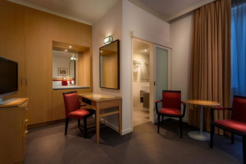 BEST WESTERN PLUS Travel Inn - Accommodation Mooloolaba 38