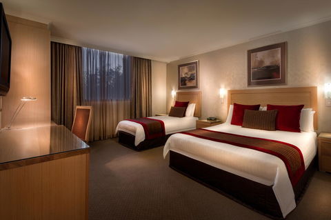 BEST WESTERN PLUS Travel Inn - Accommodation Mooloolaba 25