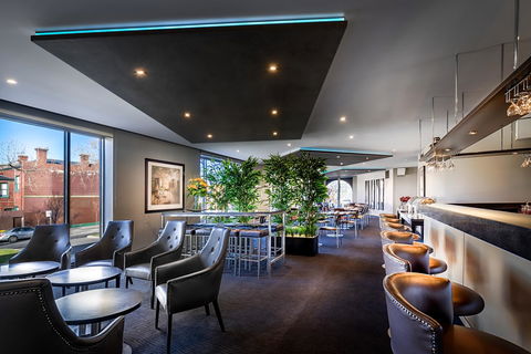 BEST WESTERN PLUS Travel Inn - Accommodation Mooloolaba 8