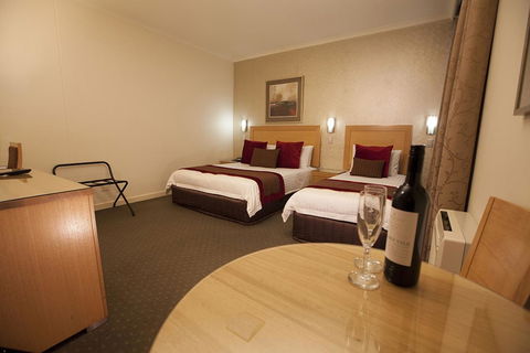 BEST WESTERN PLUS Travel Inn - Accommodation Mooloolaba 35