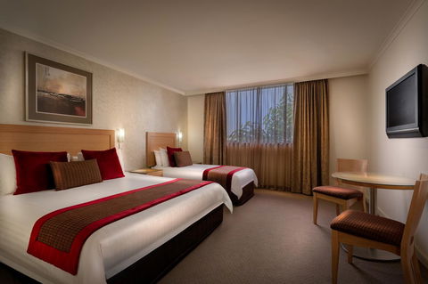BEST WESTERN PLUS Travel Inn - Accommodation Mooloolaba 30