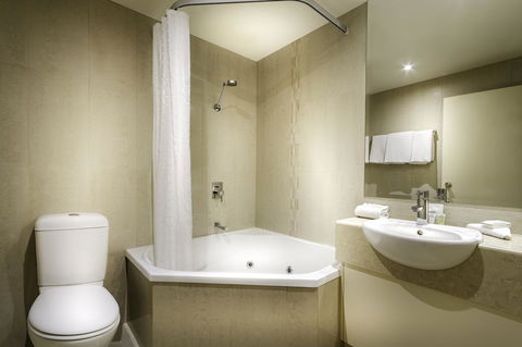 BEST WESTERN PLUS Travel Inn - Accommodation Mooloolaba 44