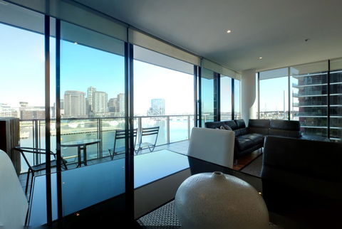 ACD Apartments - Accommodation Mooloolaba 9