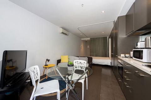 Amazing Accommodations : South Yarra - Accommodation Mooloolaba 16