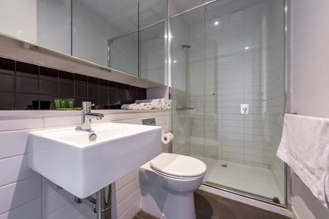 Amazing Accommodations : South Yarra - Accommodation Mooloolaba 21