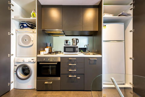 Amazing Accommodations : South Yarra - Accommodation Mooloolaba 13