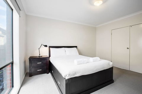 Holiday Rose - Accommodation Mooloolaba 6