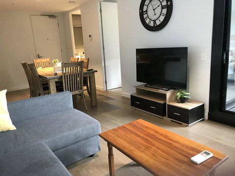 Mel-Uni Village - Accommodation Mooloolaba 1